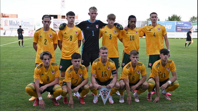 ⚽️ INTERNATIONAL DEBUT FOR EDDIE 🏴󠁧󠁢󠁷󠁬󠁳󠁿